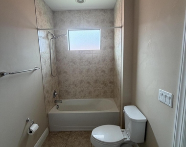 11170 Nw 83 Manor - Photo Thumbnail 34