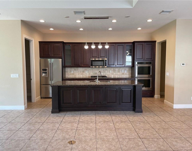 11170 Nw 83 Manor - Photo Thumbnail 6