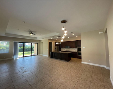11170 Nw 83 Manor - Photo Thumbnail 7