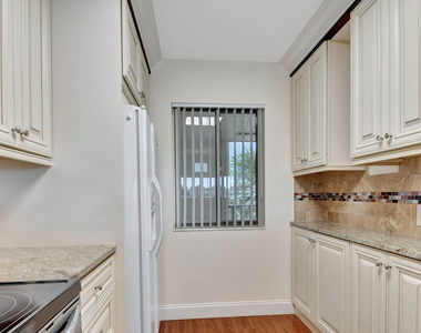 4539 Luxemburg Court - Photo Thumbnail 4