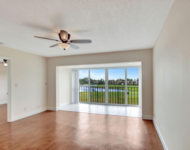 4539 Luxemburg Court - Photo Thumbnail 8