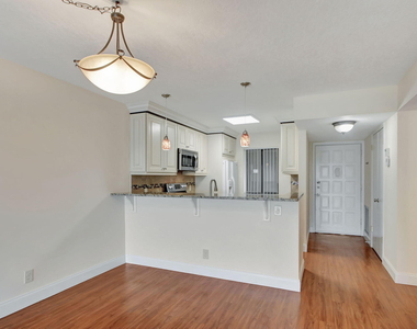 4539 Luxemburg Court - Photo Thumbnail 6