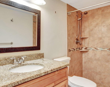 4539 Luxemburg Court - Photo Thumbnail 14