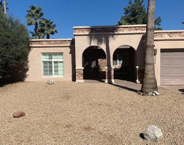 5334 E Friess Drive - Photo Thumbnail 2