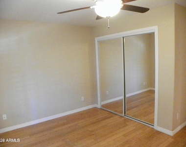 5334 E Friess Drive - Photo Thumbnail 19