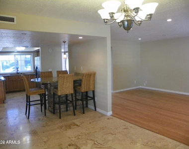 5334 E Friess Drive - Photo Thumbnail 9