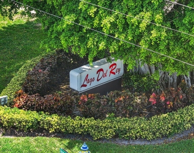 2700 Fiore Way - Photo Thumbnail 42