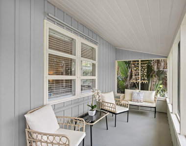15 N Swinton Circle - Photo Thumbnail 16