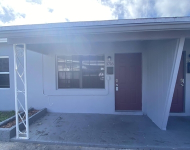 3716 Henry Avenue - Photo Thumbnail 1