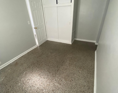 3716 Henry Avenue - Photo Thumbnail 13