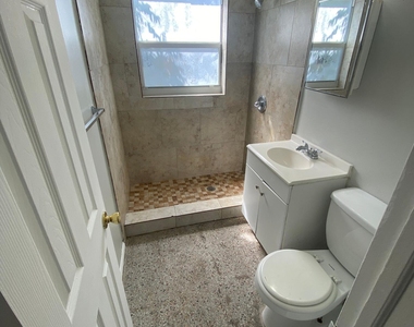 3716 Henry Avenue - Photo Thumbnail 17