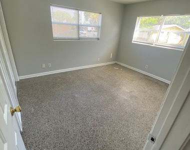 3716 Henry Avenue - Photo Thumbnail 21