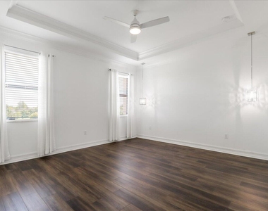 10098 Akenside Drive - Photo Thumbnail 27