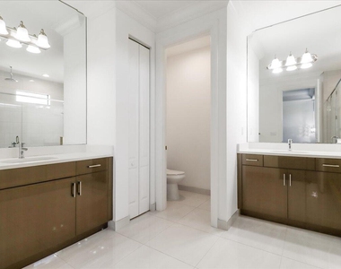 10098 Akenside Drive - Photo Thumbnail 28
