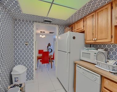 7754 Lakeside Boulevard - Photo Thumbnail 6
