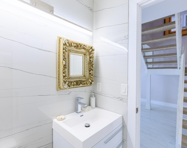 5241 Jog Lane - Photo Thumbnail 8