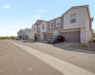 8149 E Petunia Avenue - Photo Thumbnail 25