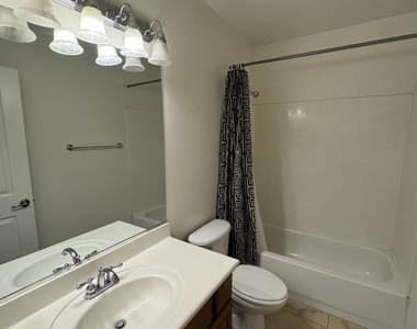 305 S Wilson Street - Photo Thumbnail 21