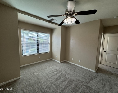 305 S Wilson Street - Photo Thumbnail 8