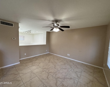 305 S Wilson Street - Photo Thumbnail 5