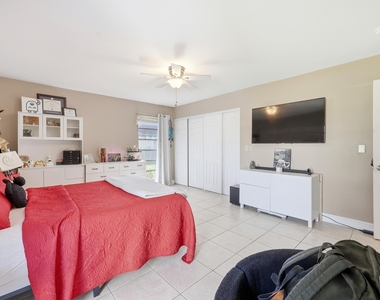 5141 Nw 3rd Terrace - Photo Thumbnail 20