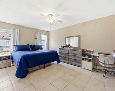5141 Nw 3rd Terrace - Photo Thumbnail 15