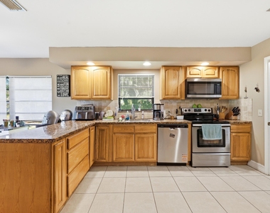 5141 Nw 3rd Terrace - Photo Thumbnail 7