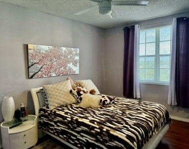 616 Clearwater Park Road - Photo Thumbnail 11