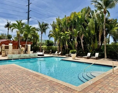 616 Clearwater Park Road - Photo Thumbnail 5