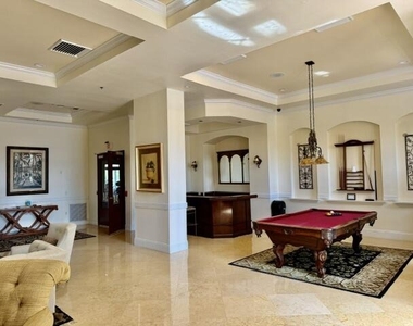 616 Clearwater Park Road - Photo Thumbnail 3
