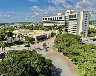 616 Clearwater Park Road - Photo Thumbnail 12