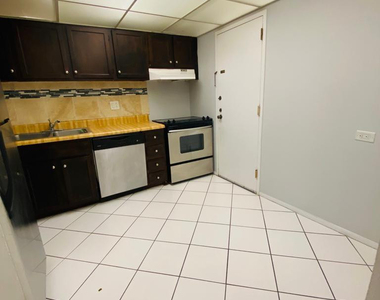 3760 Inverrary Drive - Photo Thumbnail 14