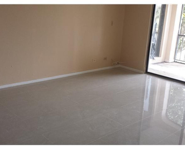 3760 Inverrary Drive - Photo Thumbnail 3