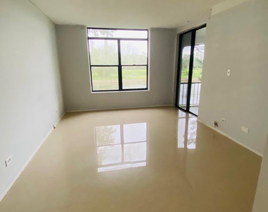 3760 Inverrary Drive - Photo Thumbnail 2