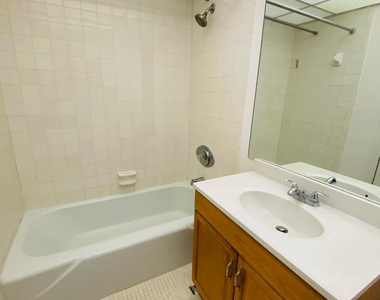 3760 Inverrary Drive - Photo Thumbnail 13