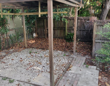 210 Sw 7th Street - Photo Thumbnail 11