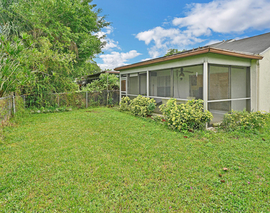 113 Pinewood Court - Photo Thumbnail 24