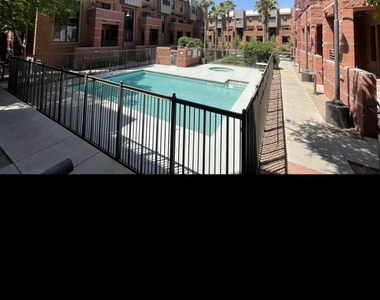 330 S Farmer Avenue - Photo Thumbnail 32
