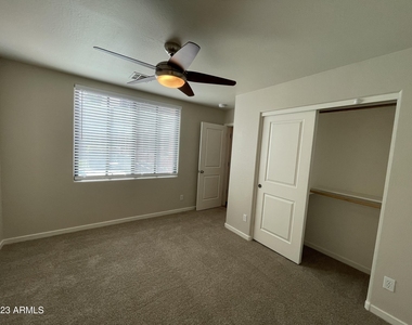 330 S Farmer Avenue - Photo Thumbnail 26