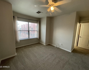 330 S Farmer Avenue - Photo Thumbnail 13
