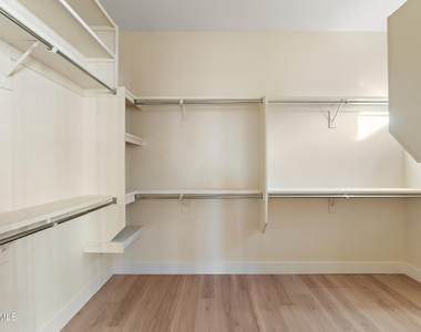 24616 N 111th Street - Photo Thumbnail 32