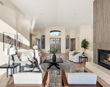 24616 N 111th Street - Photo Thumbnail 9