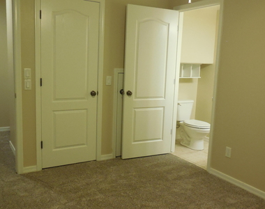 746 S Beck Avenue - Photo Thumbnail 19