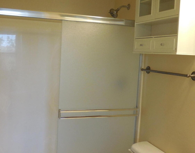 746 S Beck Avenue - Photo Thumbnail 12