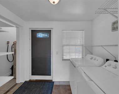 1906 Nw 45th Court - Photo Thumbnail 13