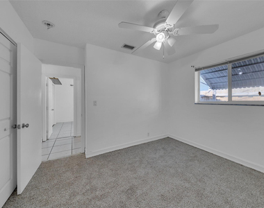 1906 Nw 45th Court - Photo Thumbnail 18