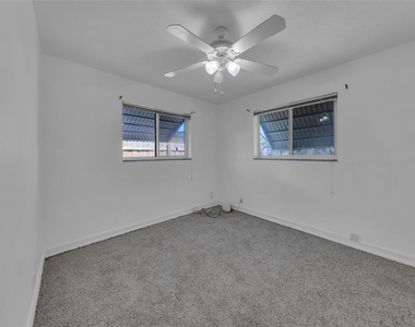1906 Nw 45th Court - Photo Thumbnail 17