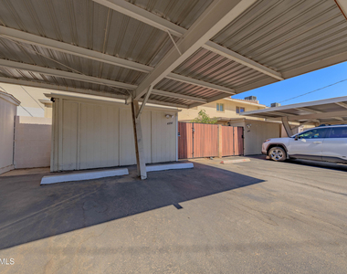 4558 N 15th Avenue - Photo Thumbnail 47