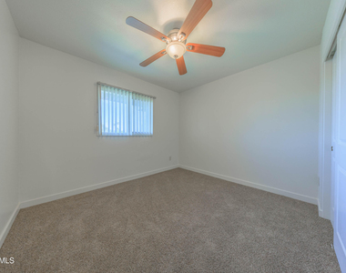 4558 N 15th Avenue - Photo Thumbnail 35