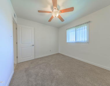 4558 N 15th Avenue - Photo Thumbnail 37